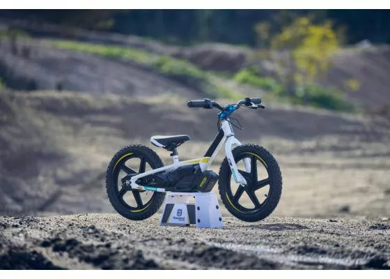 Husqvarna Replica 16eDrive - Lasten Sähköpyörä 11 Husqvarna Replica 16eDrive - Lasten Sähköpyörä - Image 9