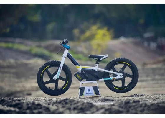 Husqvarna Replica 16eDrive - Lasten Sähköpyörä 7 Husqvarna Replica 16eDrive - Lasten Sähköpyörä - Image 5