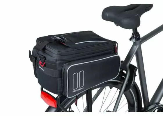 Basil Sport - Pyörän Takalaukku - MIK-kiinnityksellä - 7-15L- Musta 9 Basil Sport - Pyörän Takalaukku - MIK-kiinnityksellä - 7-15L- Musta - Image 8