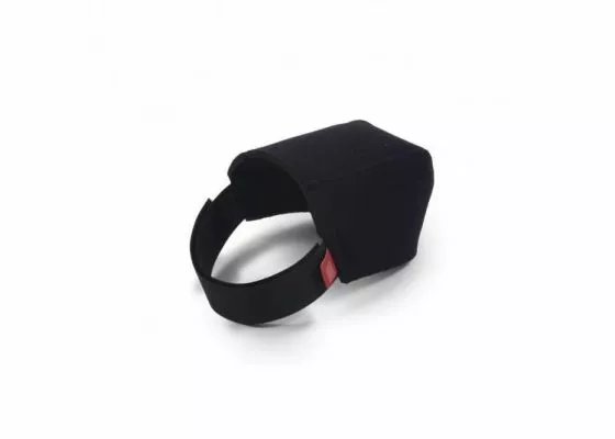 FAHRER Akun Liittimien Suojus 3 FAHRER Akun Liittimien Suojus